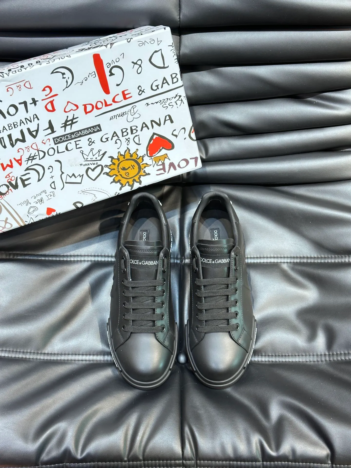 Men's shoes 💰p380 "DG" premium men's casual sports shoes! Imported original cowhide, imported original hardware, exquisite and luxurious, super A level! Compared with the genuine product at the counter, the version is no worse at all! Size:38-45 (46 customized)